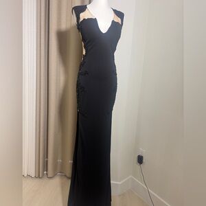 L'ATISTE Black Backless Dress